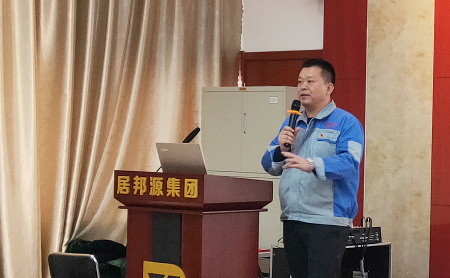 火车跑的快，全靠车头带，山东k8.com公司孙宁波总经理做2018年度工作汇报发言